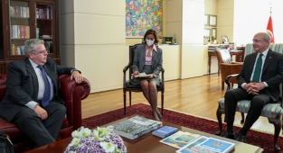 Kılıçdaroğlu, AP Türkiye Raportörü ile görüştü