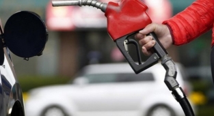 Ardı arkası kesilmiyor... Benzin ve motorine yine zam geliyor