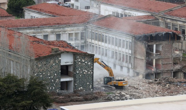 Buca Cezaevi yıkıldı... O acılar ‘tutsak’ kaldı!
