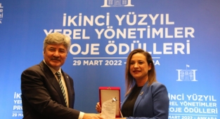 Efes Tarlası Yaşam Köyü'ne ödül 