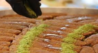 Ekonomide gelinen son durum: Bayat tatlı satışı başladı