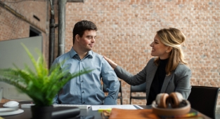 Gaziemir Belediyesi’nden ‘engelsiz’ sağlık hizmeti