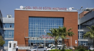 İzmir'de acil serviste terör estirdiler