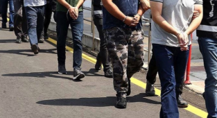 İzmir'de filmleri aratmayan helikopterli operasyon