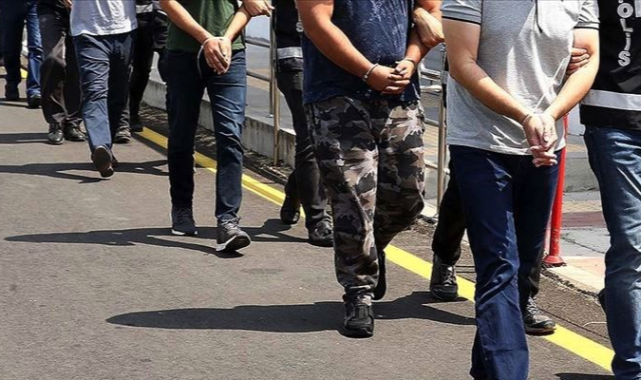 İzmir'de filmleri aratmayan helikopterli operasyon