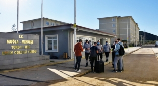 KYK yurdunda ortalık karıştı 