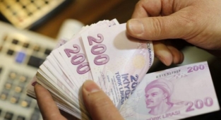 Prof. Cem Kılıç: Asgari ücretin yeniden belirlenmesi gibi bir gündem yok