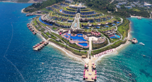 Sedat Pekerin gündeme getirdiği Paramount Oteli için yeniden başvuru yapıldı