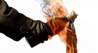 Ukrayna'da bakanlık paylaştı: Molotof kokteyli nasıl yapılır?