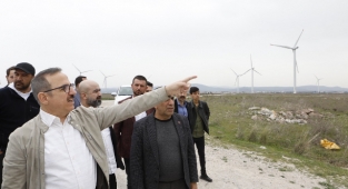 AK Partili Sürekli, Bergama'da konuştu: AK Parti yapacağım diyorsa yapar!