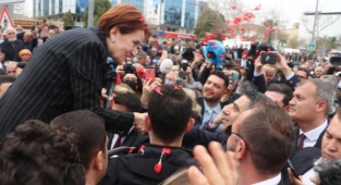 Akşener İzmir'den seslendi: Tencere kaynamıyor