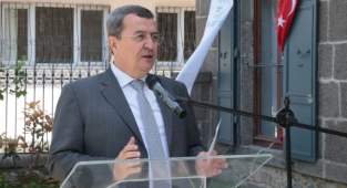 Batur Romanlara seslendi: Destek bizden, proje sizden