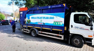 Bayraklı'da geri dönüşüme 37 bin 500 ton atık kazandırıldı