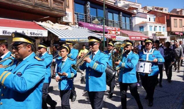 Çeşme’de bir ilk daha! Çeşme Belediye Bandosu kuruldu