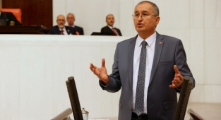 CHP’li Sertel: İsrafın dibine vurmuşlar!