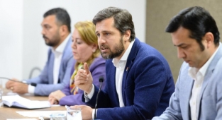 CHP'li Yücel: 1 Mayıs'ta örgütlerimizle alana ineceğiz