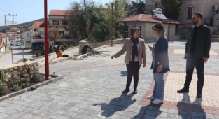 Eğlenhoca Köy Meydanı yaza hazır!