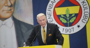 Fenerbahçe'de Yüksek Divan Kurulu Başkanı Uğur Dündar oldu