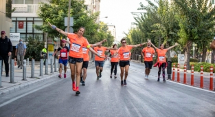 Hem maraton, hem festival