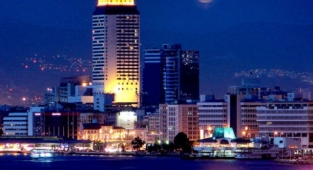 Hilton’un Fame City’si Satıldı