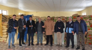İzmir’den Kars’a 105 ton tohum desteği