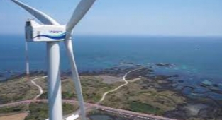 İzmirli teknisyen yükseklik korkusuna inat rüzgar türbininde çalışıyor