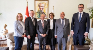 Kardeş şehir Bremen'den yatırım mesajları