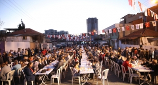 Örnekköy'de iftar buluşması 