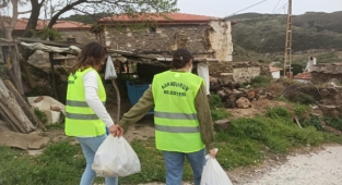 Ramazan imecesinde veren el, alan eli görmüyor