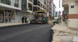  ​Seferihisar’da asfalt seferberliği başladı