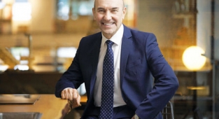 Soyer İzmir Vakfı'nın toplantısına katıldı: Şimdi sıra turizmi 12 aya yaymak