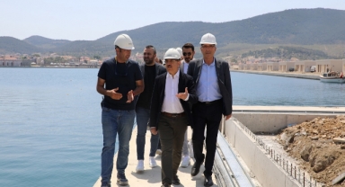 AK Partili Sürekli, Foça ve Kınık’ta yatırımları inceledi