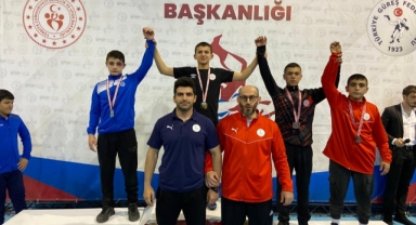 Başkan Sandal: Bayraklı sporda bir marka