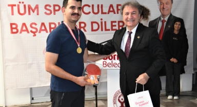 Bornova’da 19 Mayıs coşkusu masa tenisi ile renklendi