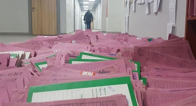 CHP'li Tekin ülkedeki icra dosyası sayısını açıkladı... İzmir'de 1,6 milyon icra dosyası var!