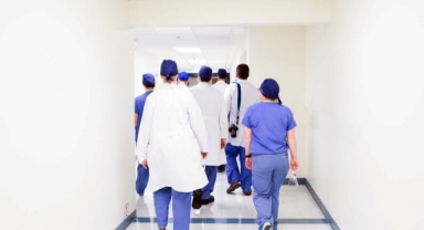 Günde 7 doktor ülkeyi terk ediyor! 