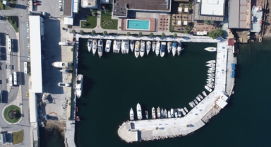 İzmirlilerin gözdesi mavi bayraklı “İzmir Marina”