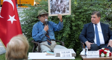 Karşıyaka'da 'Cumhuriyet ve Gençlik' konuşuldu 