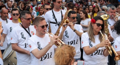 KARŞIYAKA’DA HIDIRELLEZ COŞKUSU