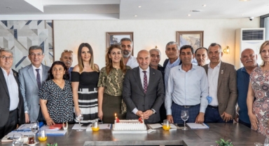 Soyer Çiğli’deki muhtarlarla buluştu: Muhtarları önemsiyoruz