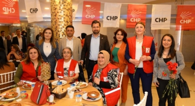 Yücel ve Kılıç’tan annelere söz: Çocuklarımız aç yatmayacak! 