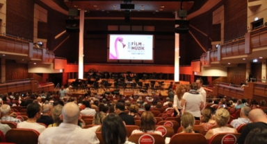 2’inci İzmir Uluslararası Film ve Müzik Festivali başladı