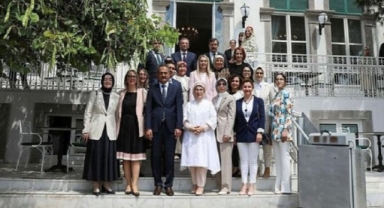 Atatürk'ü ağırlayan tarihi bina öğretmenlerden alındı