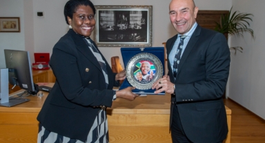 Başkan Soyer Güney Afrika Büyükelçisi'ni ağırladı