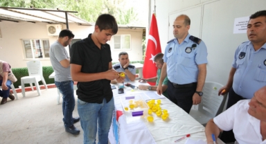 Bayraklı’da kurban satış yerleri kurası çekildi