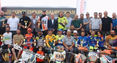 Bergama'daki yarışlar nefes kesti