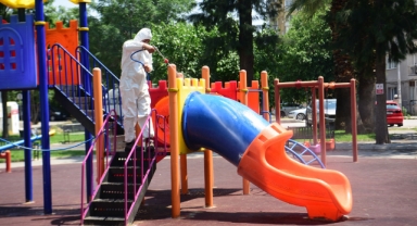 Bornova’nın parkları yaz tatiline hazır