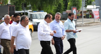 Büyükşehir’den Bayraklı çıkarması