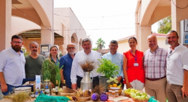 Çeşme’de Plastik Atıksız Üretici Pazarı