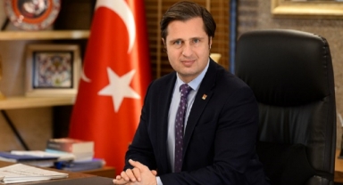 CHP İzmir’de yönetim toplandı: Bin 200 yeni üye CHP rozeti takacak 